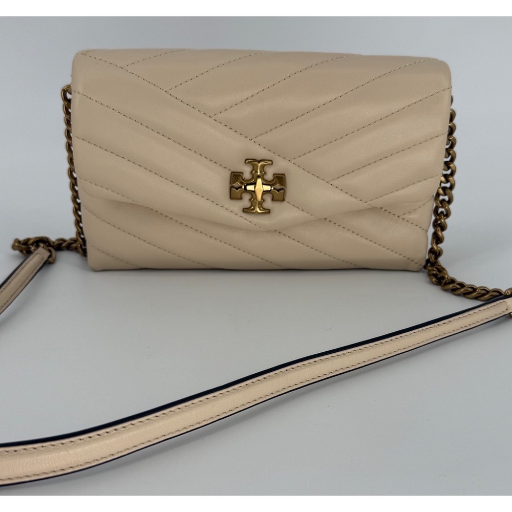 Tory Burch Kira Chevron Chain Wallet Cream Leather Crossbody Bag Gold Hardware